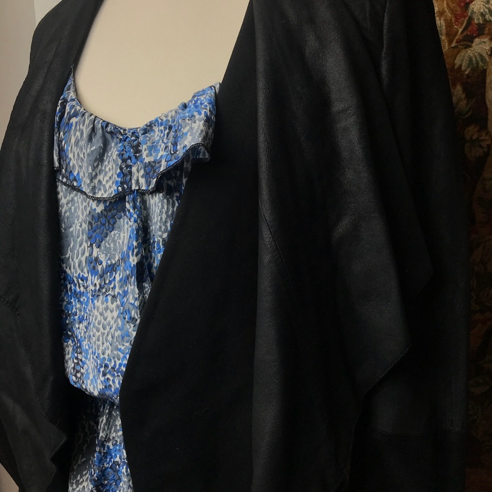 Neumann Marcus Black Crip Jacket - image 4